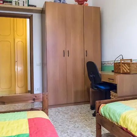 S281 - Sirolo, Ampio Trilocale Con Terrazzo *
